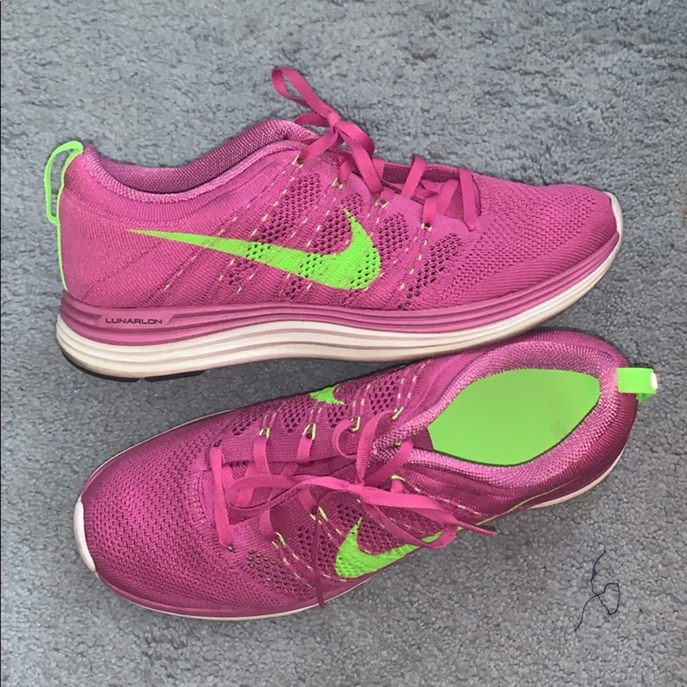 🔥 Nike Flyknit Lunar in Magenta and Lime